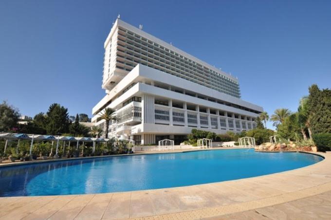 Hotel El Aurassi Isly Eksteriør billede